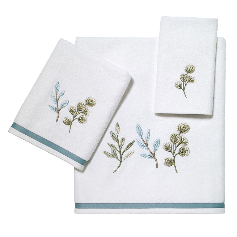 Avanti Linens Ombre Leaves White Bath Towel