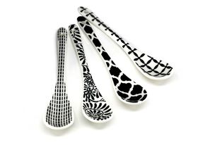 BIA S/4 Condiment Spoons, Bk & Wh