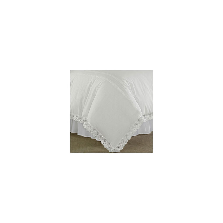Laura Ashley Annabella 3 Pc King Duvet Cover Set. White lace accent on white ground. King