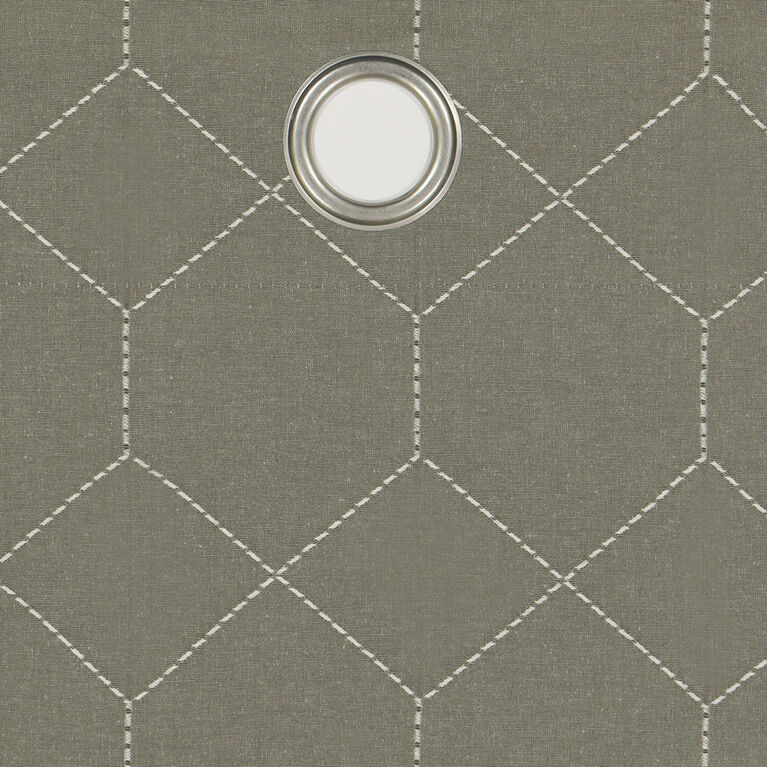 Honeycomb Grommet Panel  50X95" Grey